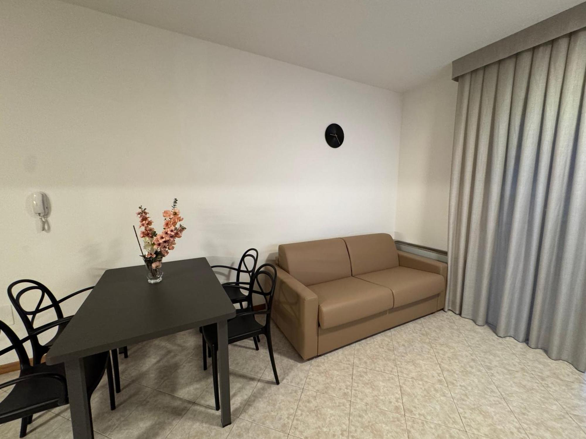 Residence Le Spiagge リミニ エクステリア 写真